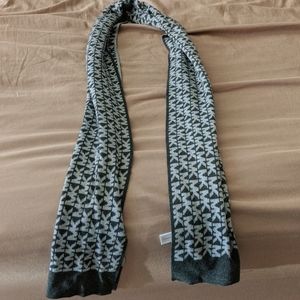 Michael kors scarf